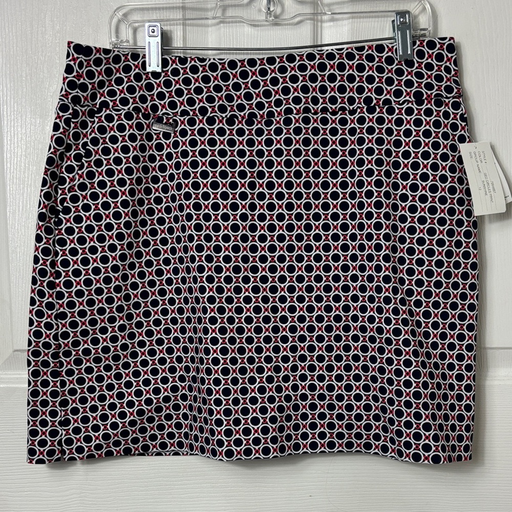 New NWT Peck & Peck Skort Size 12 Black White Red Geo Circle Pattern Sunshine